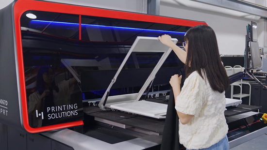 Direct-to-Garment Printing Guide: Everything You Know (in 2023)